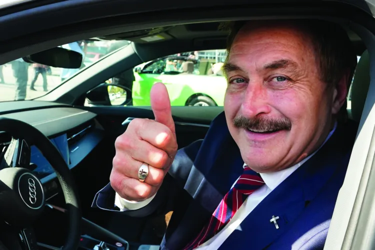Donald Trump endorses 'Pillow Man' Mike Lindell for Minnesota governor